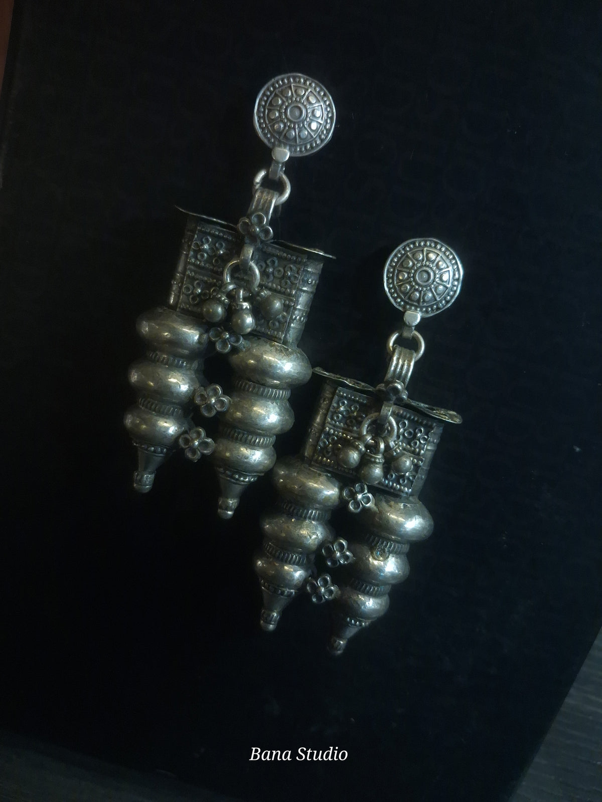 Nagaliya Earrings