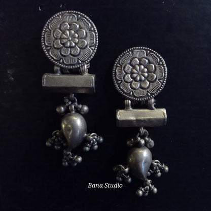 Aamia Earrings