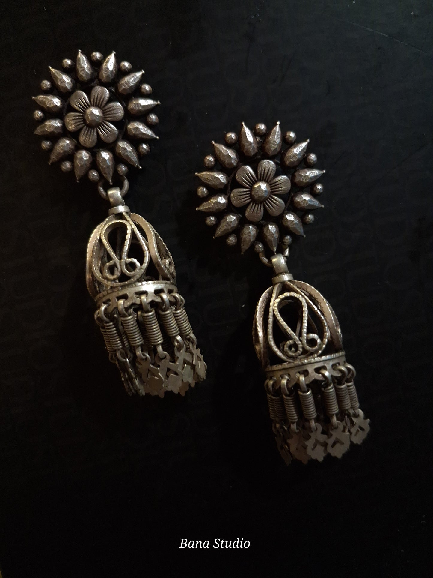 Jhumka
