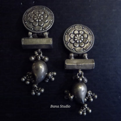 Aamia Earrings