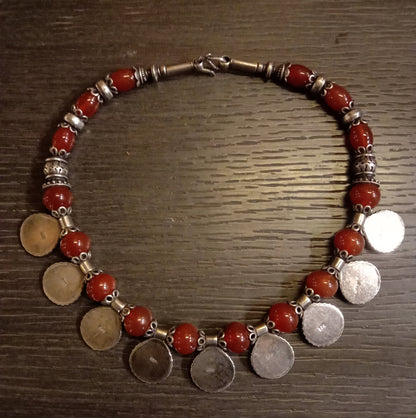 Made up Necklace Bana Studio