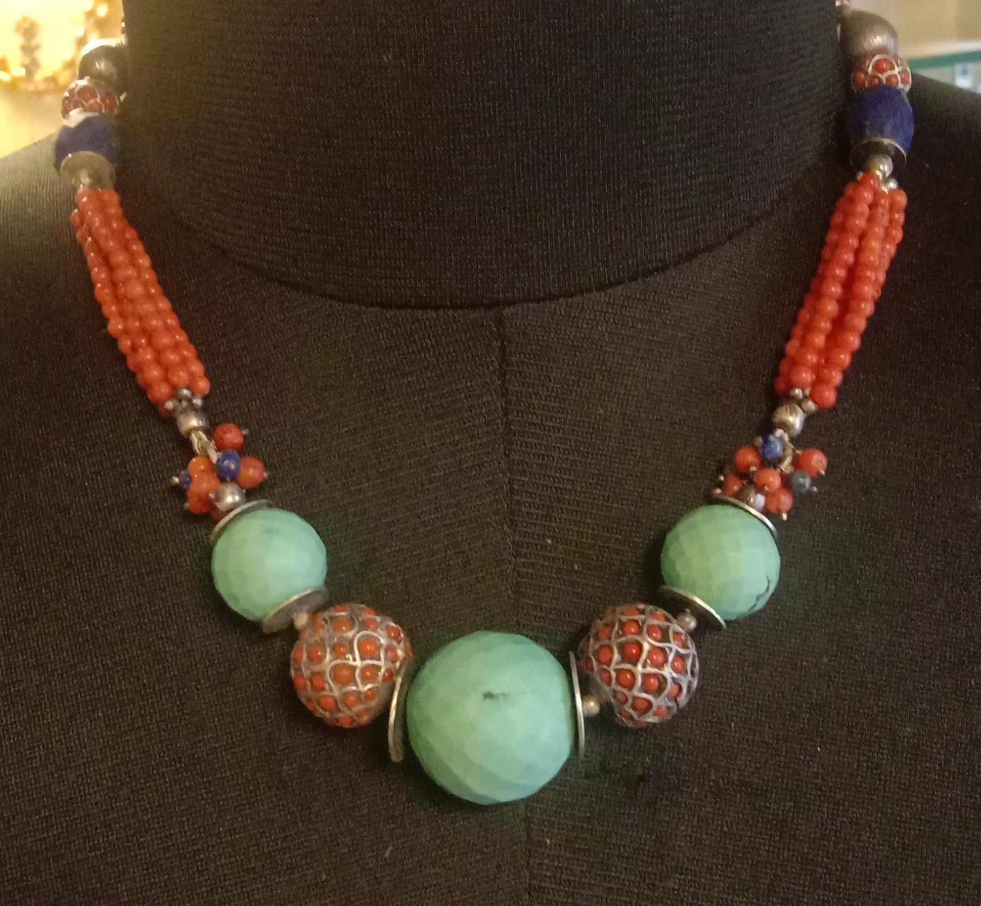 Made up Necklace Bana Studio