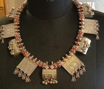 Tribal Necklace Bana Studio