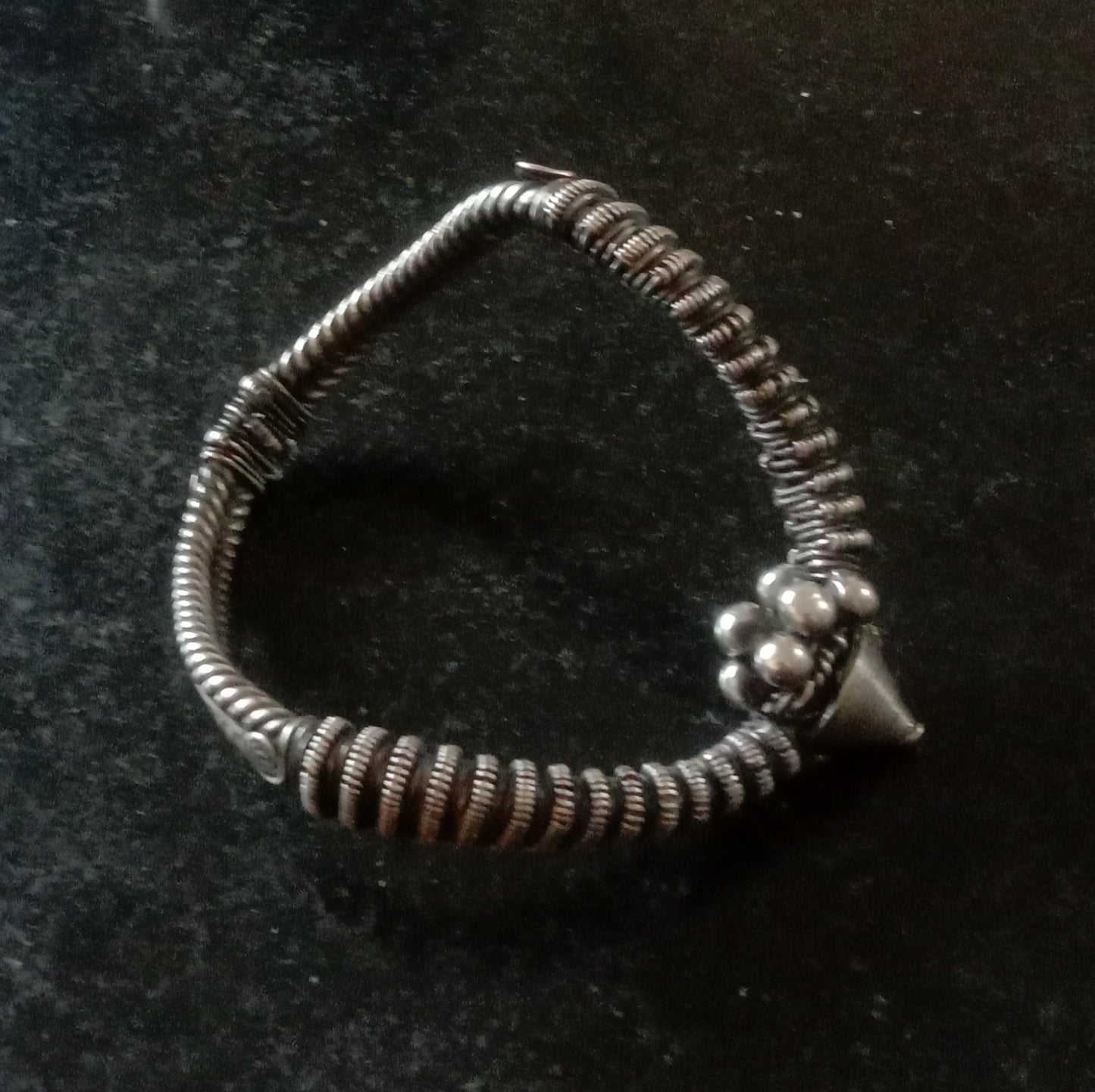 Bazuband/Armlet Bana Studio